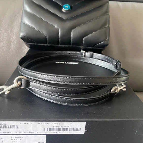 YSL Loulou Toy - Picture 13 of 14